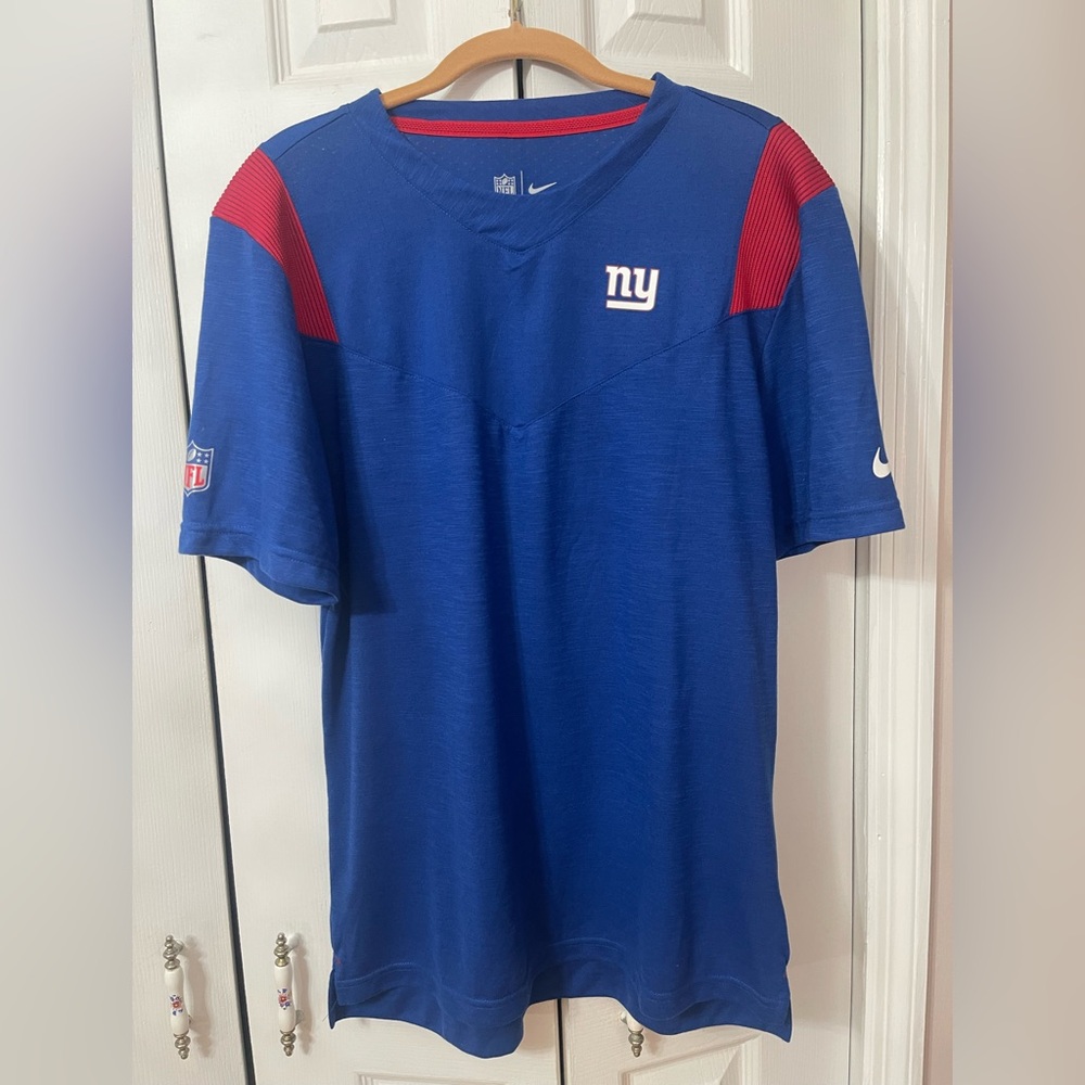 New York Giants Sideline Nike Dri-FIT Player Short Sleeve Top - Mens Size M EUC